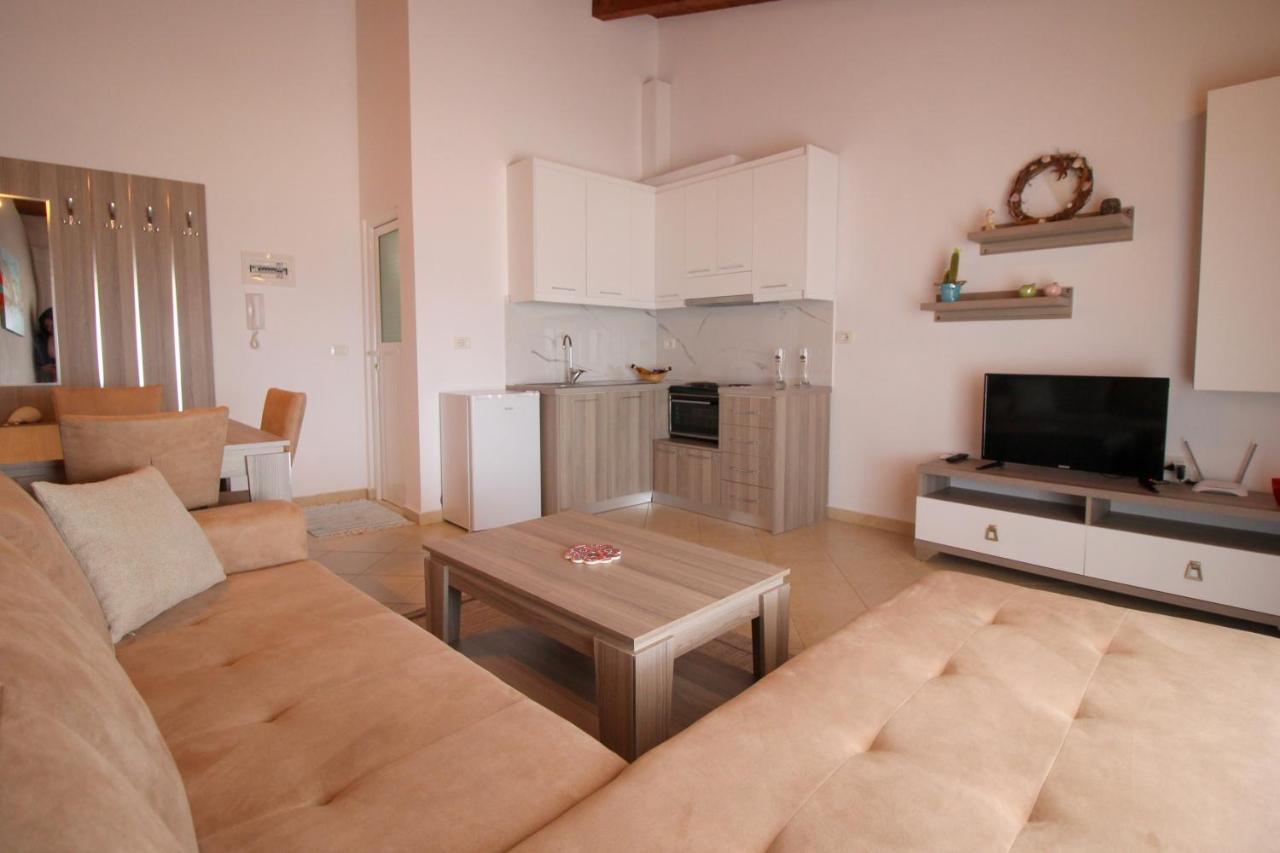 Atlantis Apartments Sarande Exterior photo