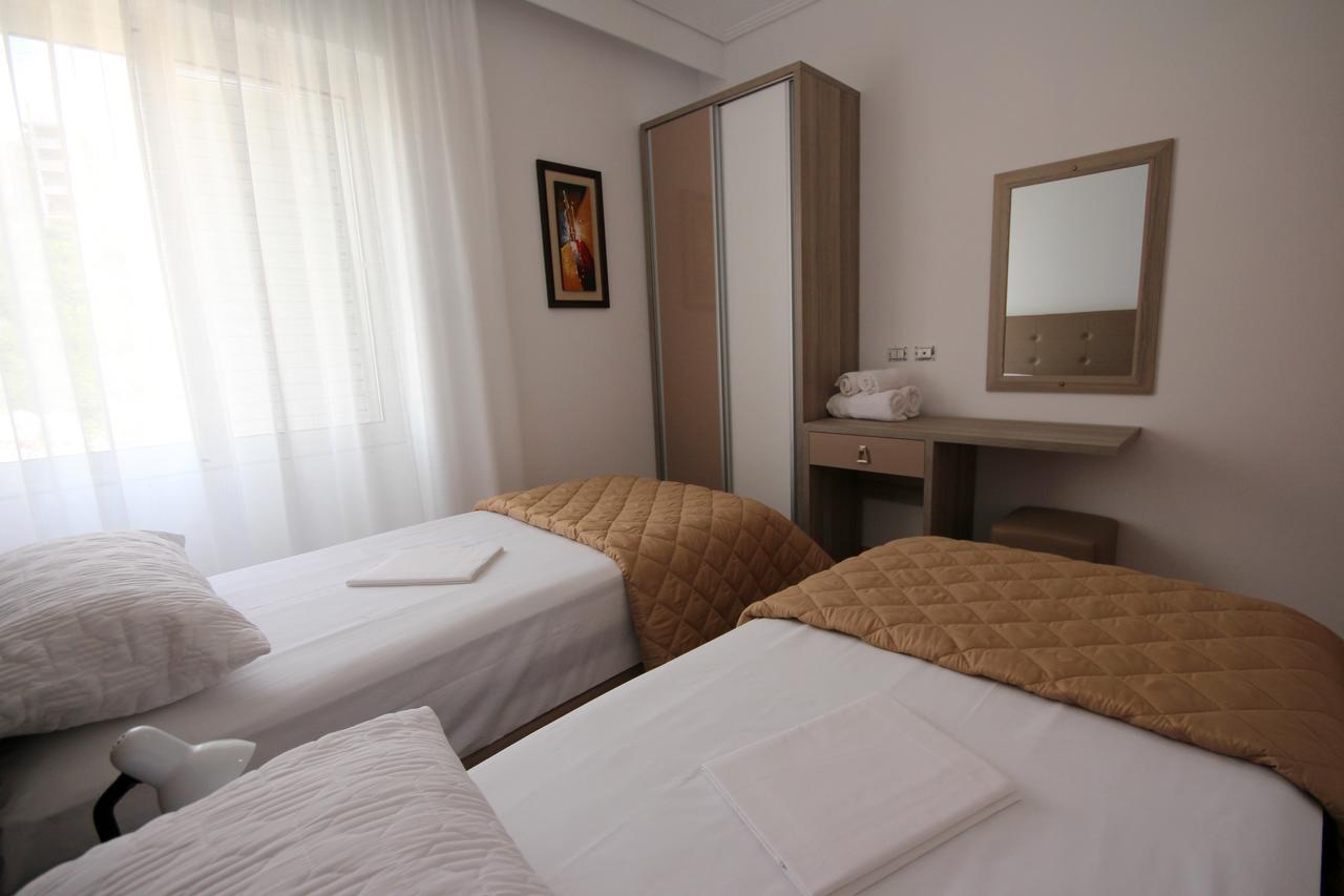 Atlantis Apartments Sarande Exterior photo
